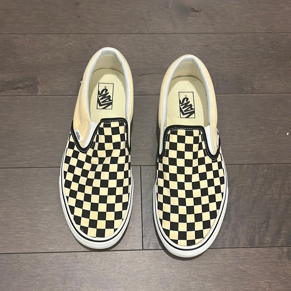 Vans Checkerboard Sliper size 11, color black/classic white